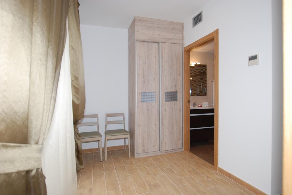 Apartments Gran Vp 坎布里尔斯 外观 照片